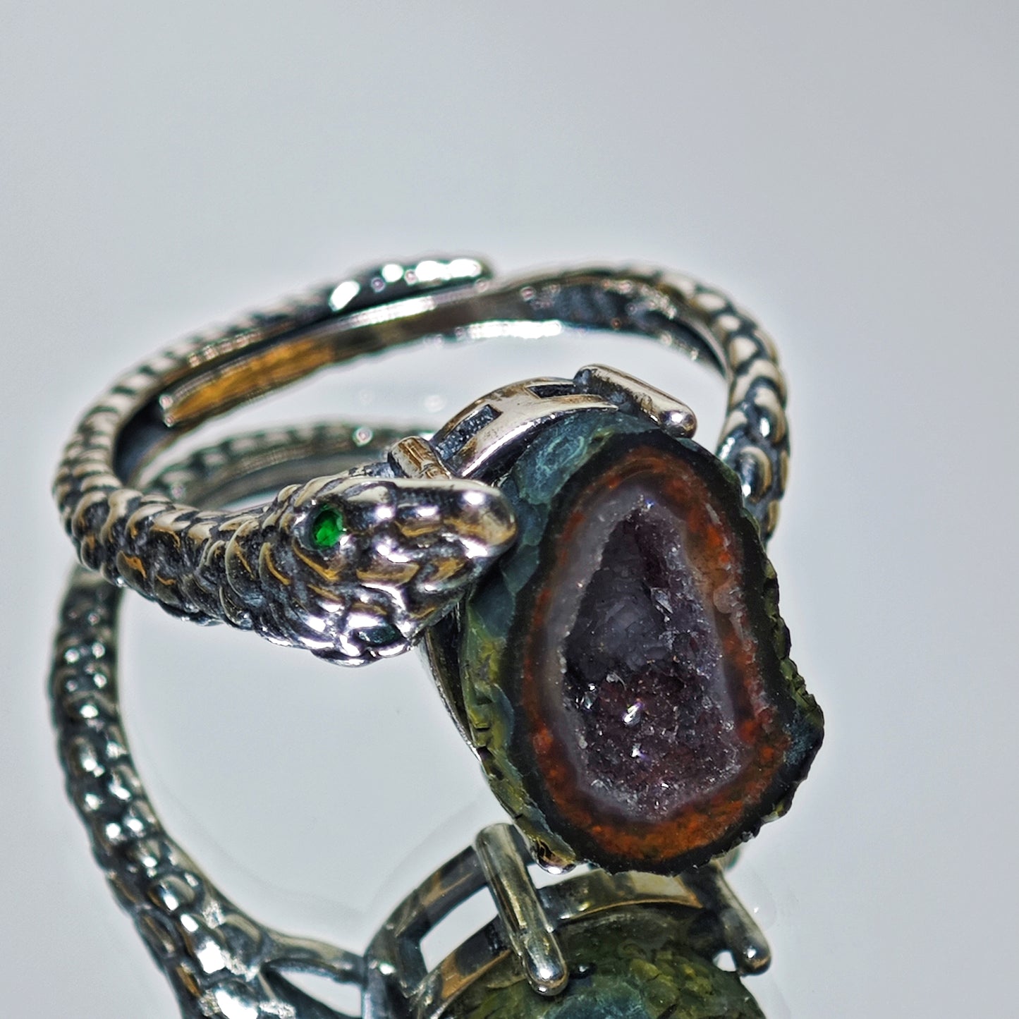 LANYI Basilisk Stone Crypt